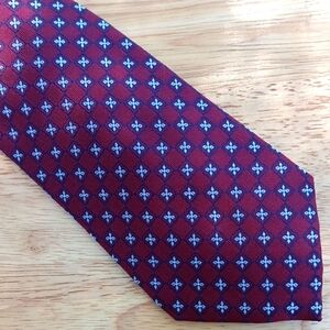 Red Silk Patterned Necktie